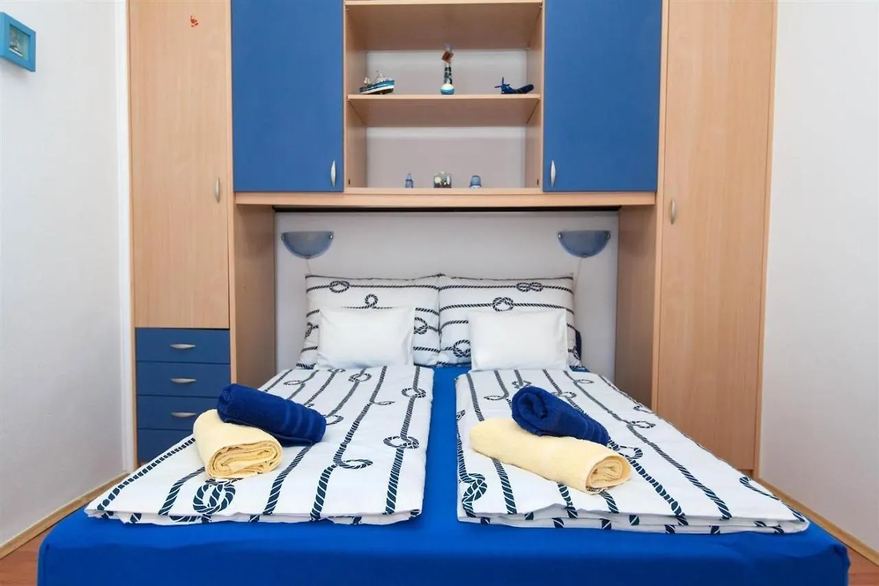 Apartment In Crikvenica 5176