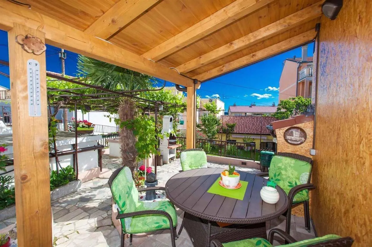 Apartment In Crikvenica 5176